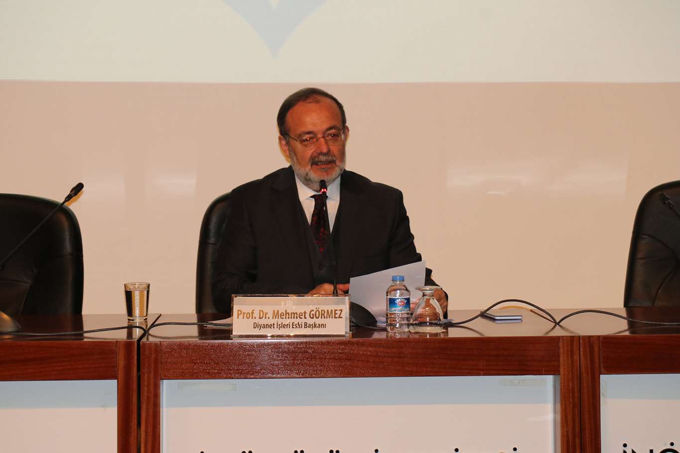 Prof. Dr. Görmez: Alim ve alem, Allah'ın yeryüzündeki varlığının şahitleridir Prof. Dr. Görmez: Alim ve alem, Allah'ın yeryüzündeki varlığının şahitleridir